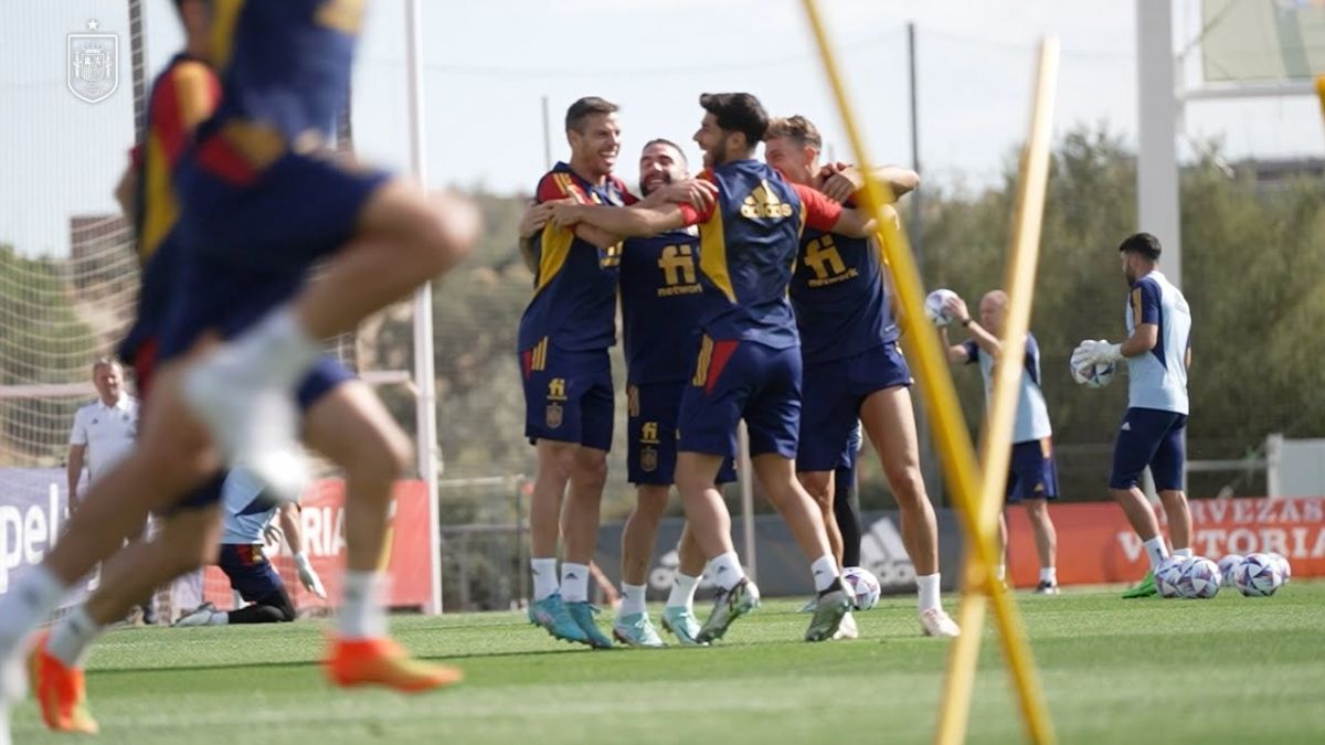 تمرین اسپانیا برای تقابل با سوئیس