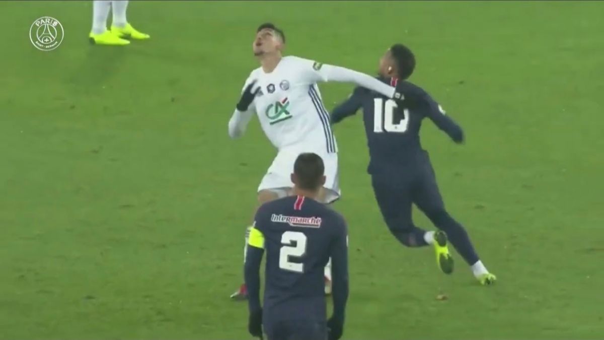 موقعیت گل های دیدنی پاریس سن ژرمن