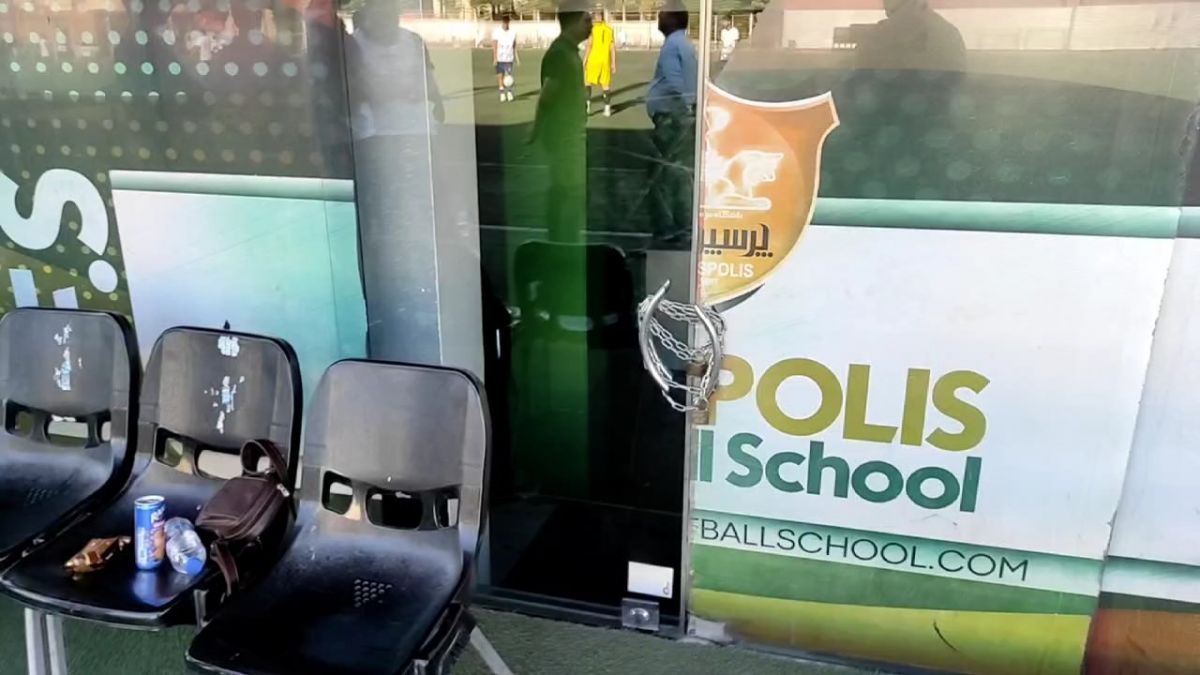 اختصاصی/ گزارش خبرنگار میدانی پایگاه خبری فوتبالی از وضعیت عجیب رختکن‌های ورزشگاه درفشی‌فر