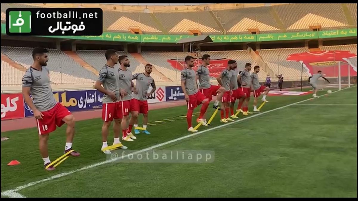 اختصاصی/ گرم کردن بازیکنان پرسپولیس و تراکتور پیش از بازی