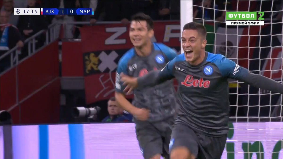 گل اول ناپولی به آژاکس (راسپادوری)