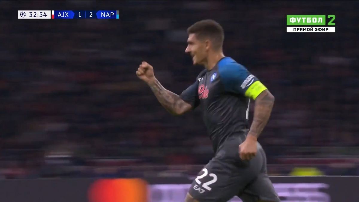 گل دوم ناپولی به آژاکس (دی لورنزو)