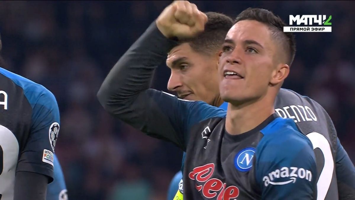 گل چهارم ناپولی به آژاکس (دبل راسپادوری)