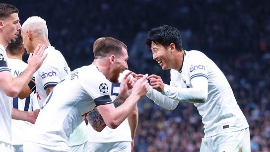 خلاصه بازی تاتنهام 3-2 اینتراخت فرانکفورت