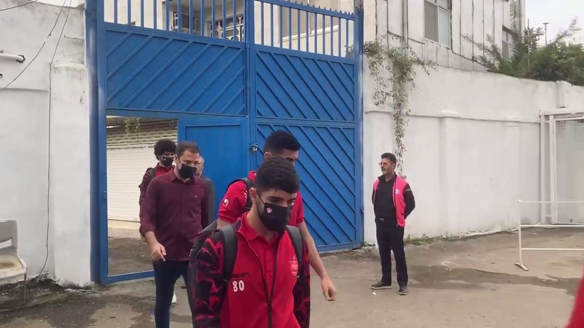 اختصاصی/ ورود تیم پرسپولیس به ورزشگاه برای بازی با ملوان