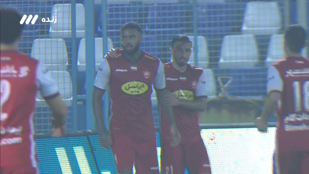 گل اول پرسپولیس به ملوان (لوکادیا)