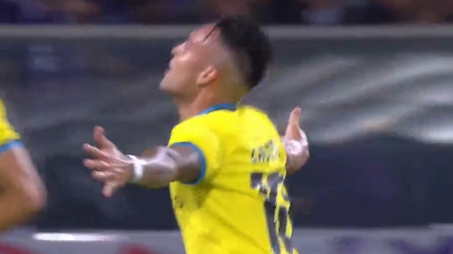 گل دوم اینتر به فیورنتینا (مارتینز)