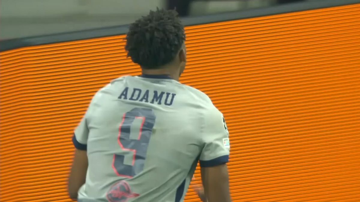 گل اول سالزبورگ به چلسی (آدامو)