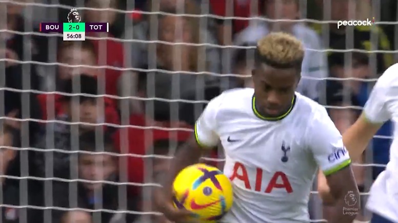 گل اول تاتنهام به بورنموث (رایان سسنیون)