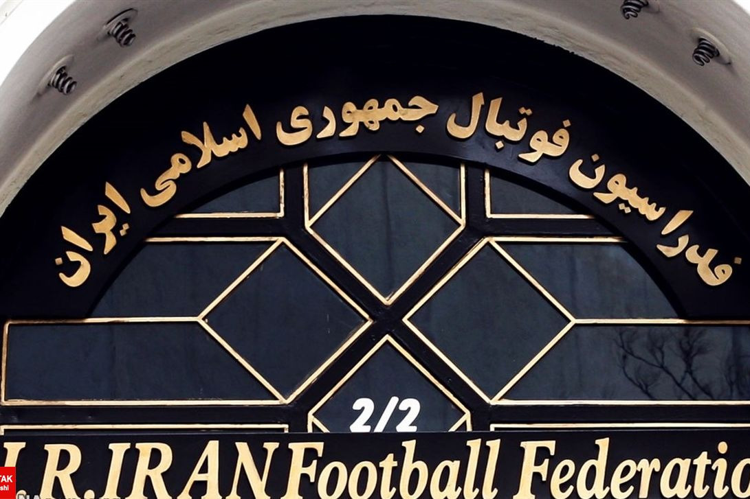 فولاد برنده دعوا با دروازه بان استقلالی شد