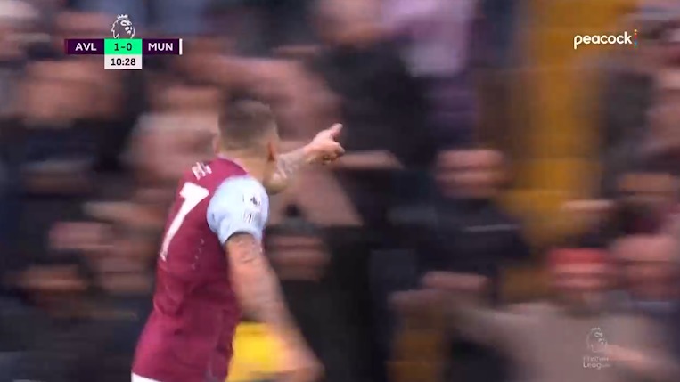 گل دوم استون ویلا به منچستریونایتد (سوپرکاشته لوکاس دینیه)