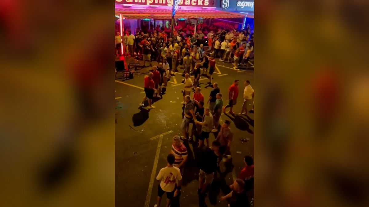 درگیری وحشتناک هواداران ولز و انگلیس