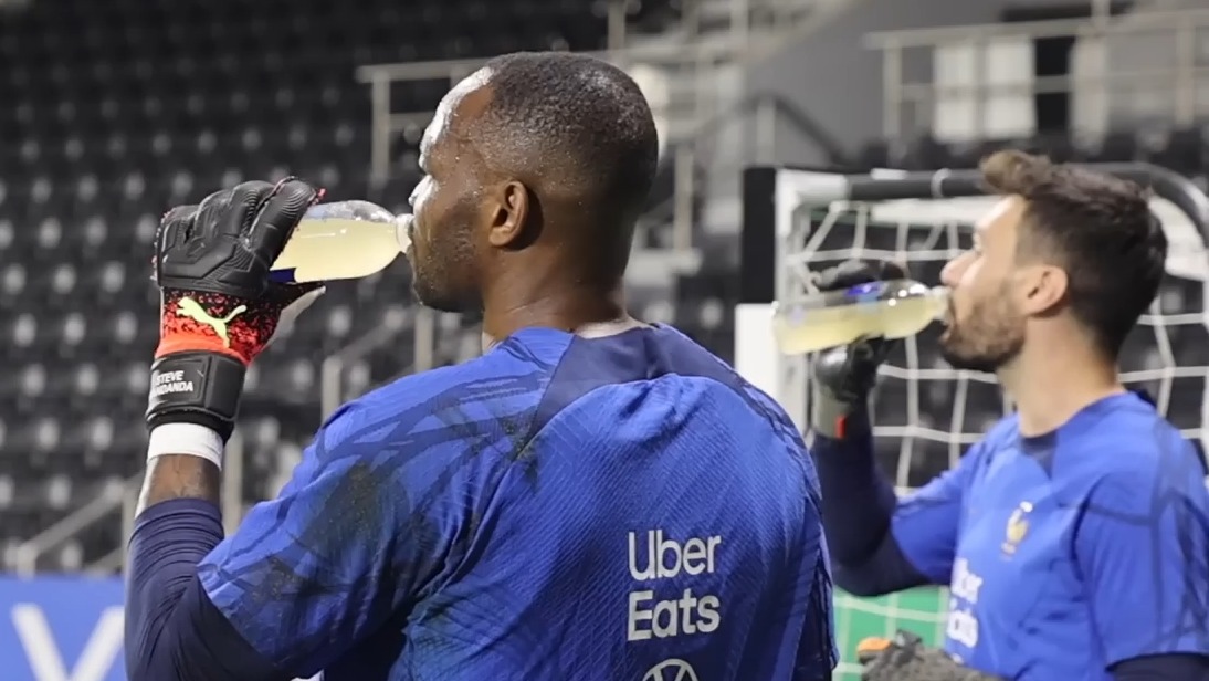 تمرین دروازه بانان تیم ملی فرانسه برای تقابل با تونس