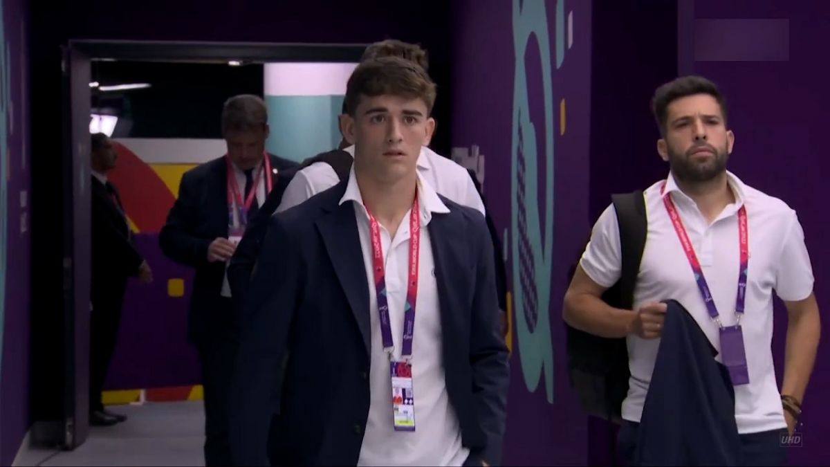 ورود بازیکنان تیم ملی اسپانیا و مراکش به ورزشگاه شهر آموزش دوحه