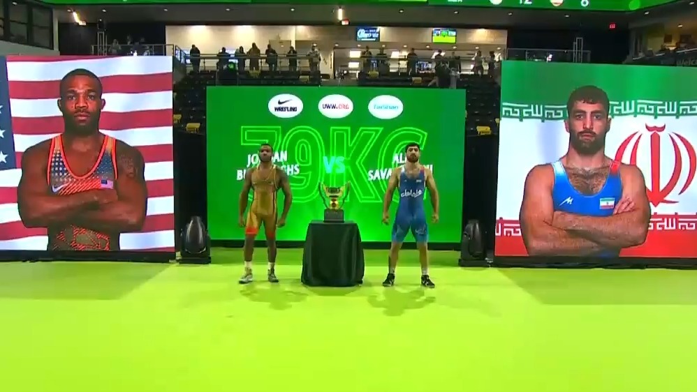 فینال جام جهانی کشتی آزاد/ پیروزی سوادکوهی مقابل جردن باروز (ایران 3-3 آمریکا)