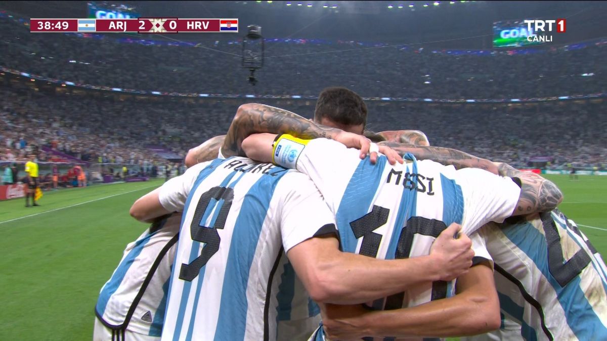 گل دوم آرژانتین به کرواسی (گل انفرادی و زیبای آلوارز)