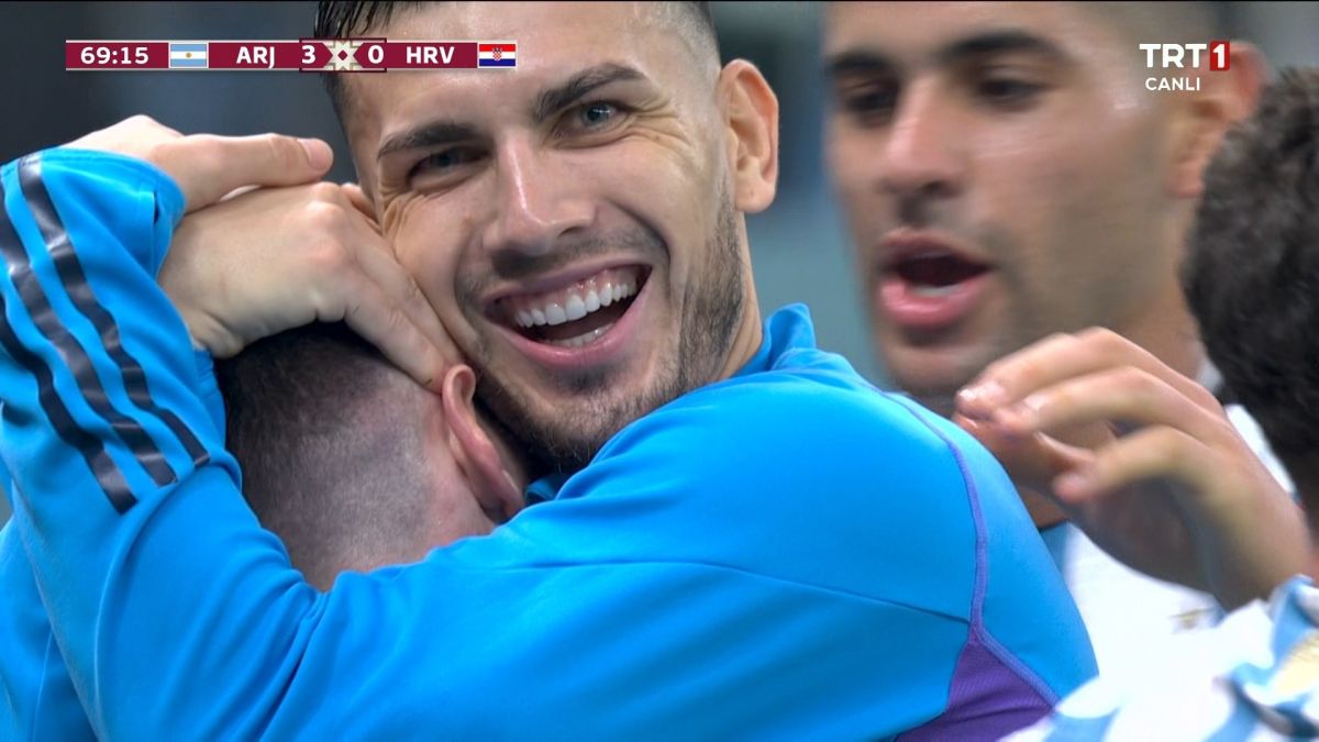 گل سوم آرژانتین به کرواسی (دبل آلوارز)