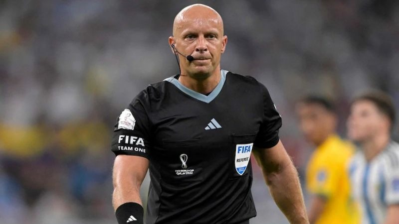 با داور فینال جام جهانی 2022 آشنا شوید