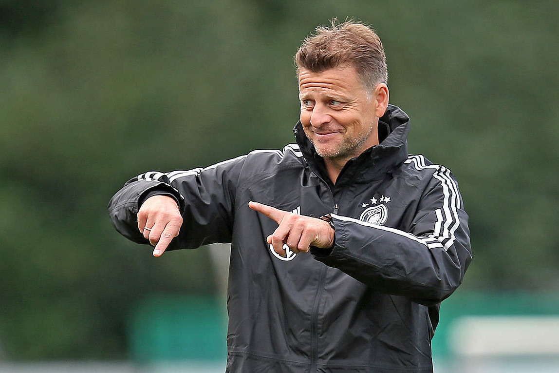 مدافع سرشناسی که دایی حسابی خستهاش کرد(عکس)