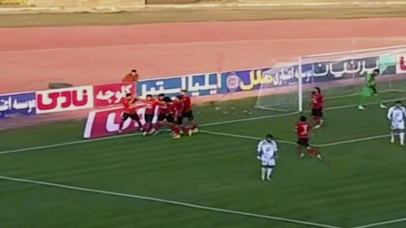 گل اول تراکتور به پیکان (محمدرضا عباسی)