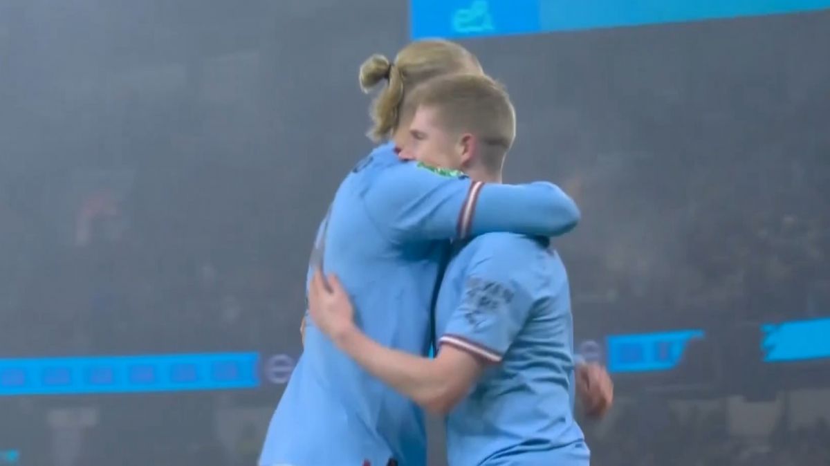 گل اول منچسترسیتی به لیورپول (هالند)