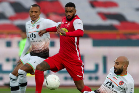 جزئیات کامل از اقدام روزنامهنگار هلندی بعد از جدایی «لوکادیا» از پرسپولیس