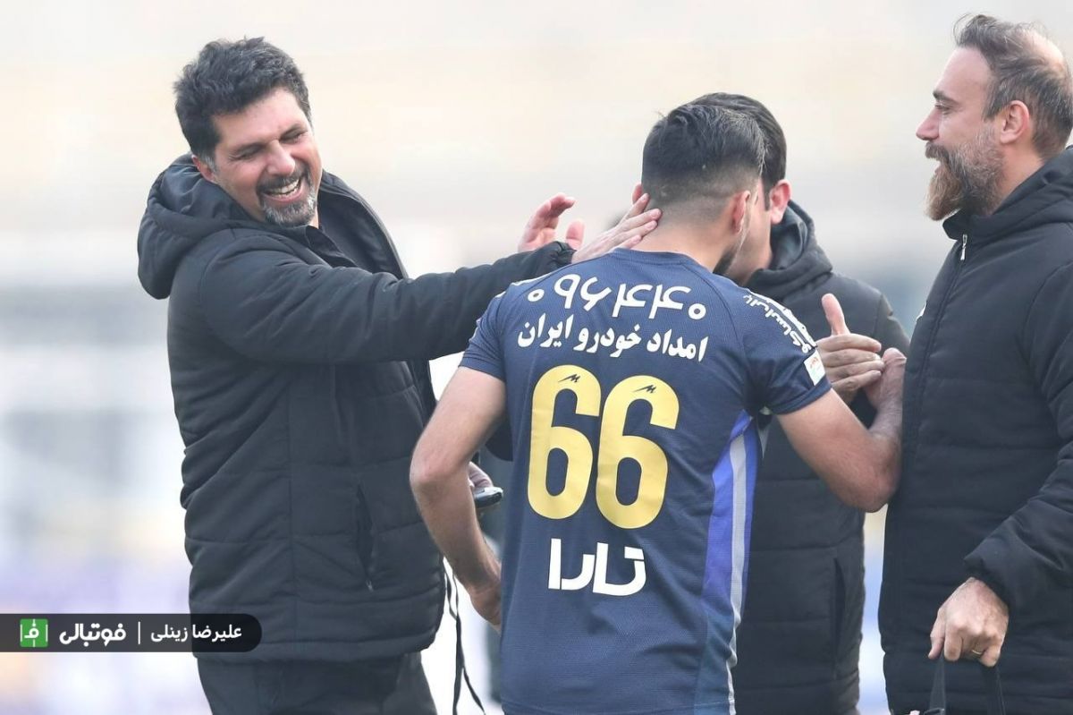 حسینی: با فوتبالی بابرنامه مهرههای تعیینکننده سپاهان را مهار کردیم
