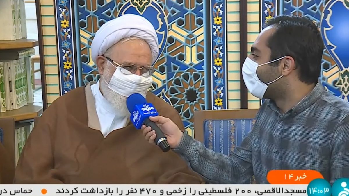 روحانی هوادار پرسپولیس: میکروفونت آبیه خوب نیست