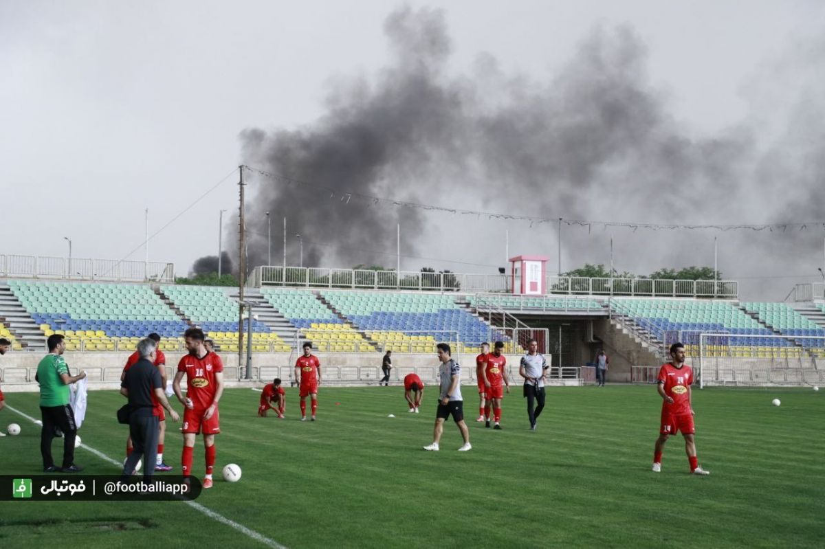 دوستانه پرپسولیس - نفت