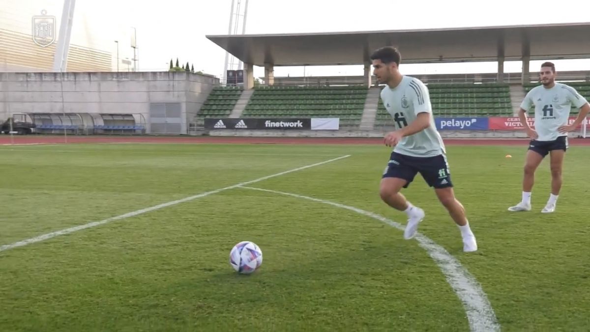 آمادگی آسنسیو در تمرینات اسپانیا