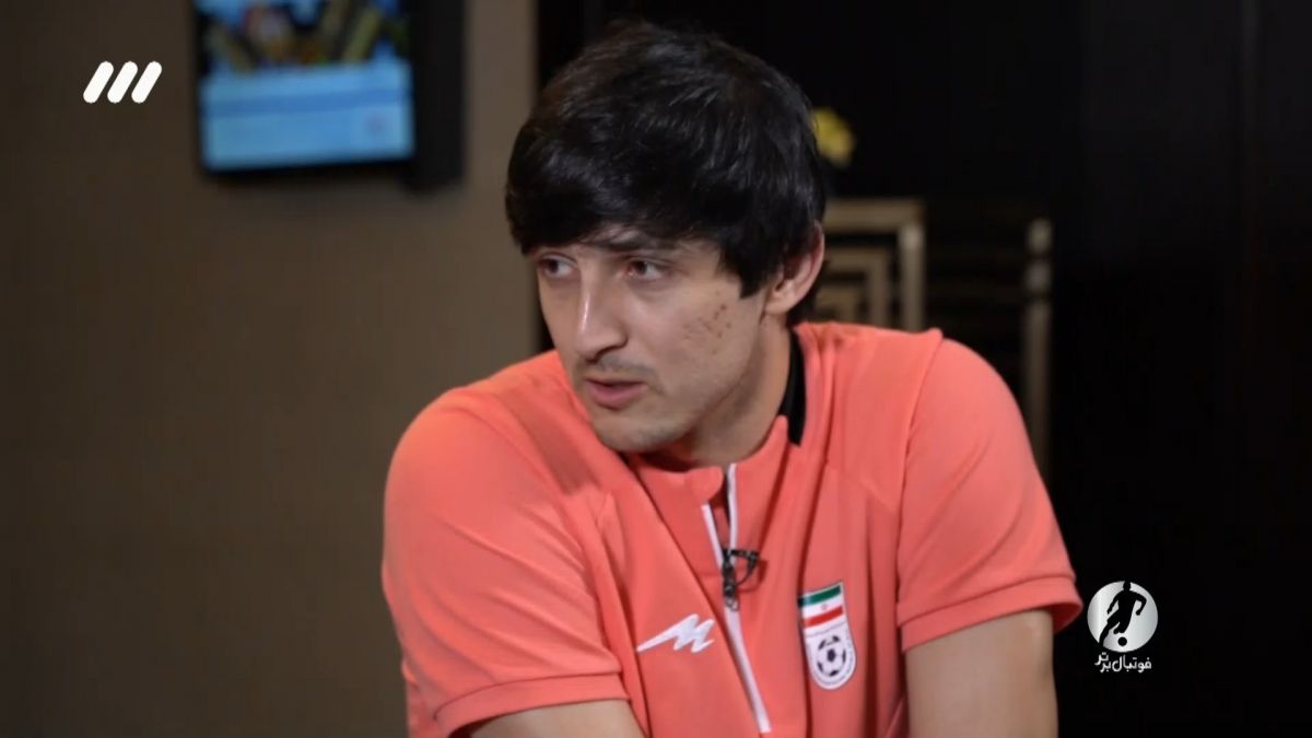 فوتبال برتر / سردار آزمون: پدر و مادرم برای من خواستگاری رفتند که امیدوارم جواب مثبت بدهند