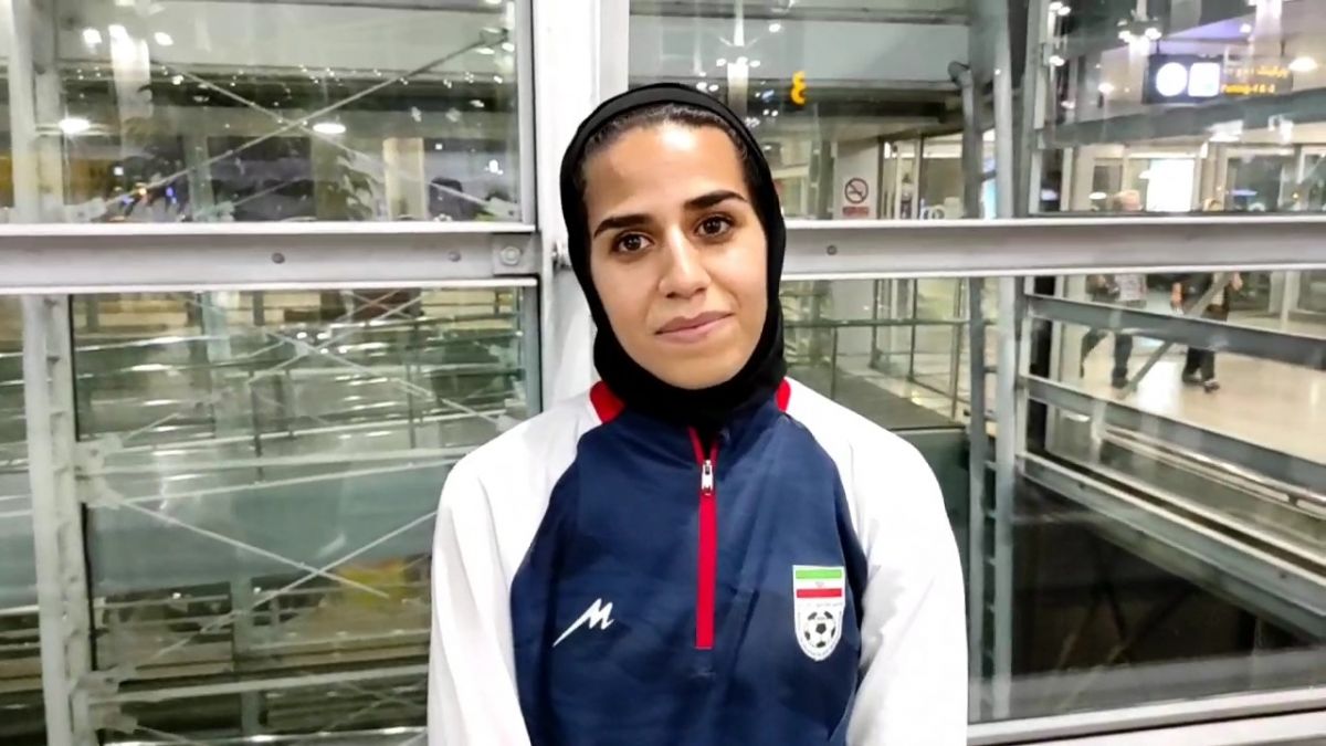 اختصاصی/ صحبت های فاطمه عادلی بازیکن تیم ملی فوتبال بانوان پس از بازگشت به ایران با عنوان نایب قهرمانی تورنمنت کافا