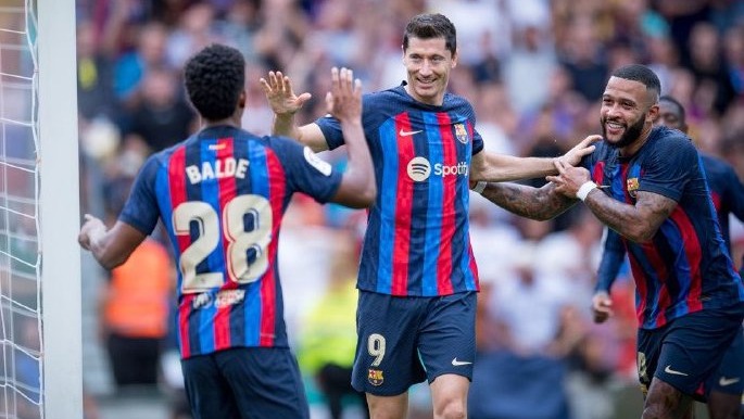 گل اول بارسلونا به الچه (لواندوفسکی)