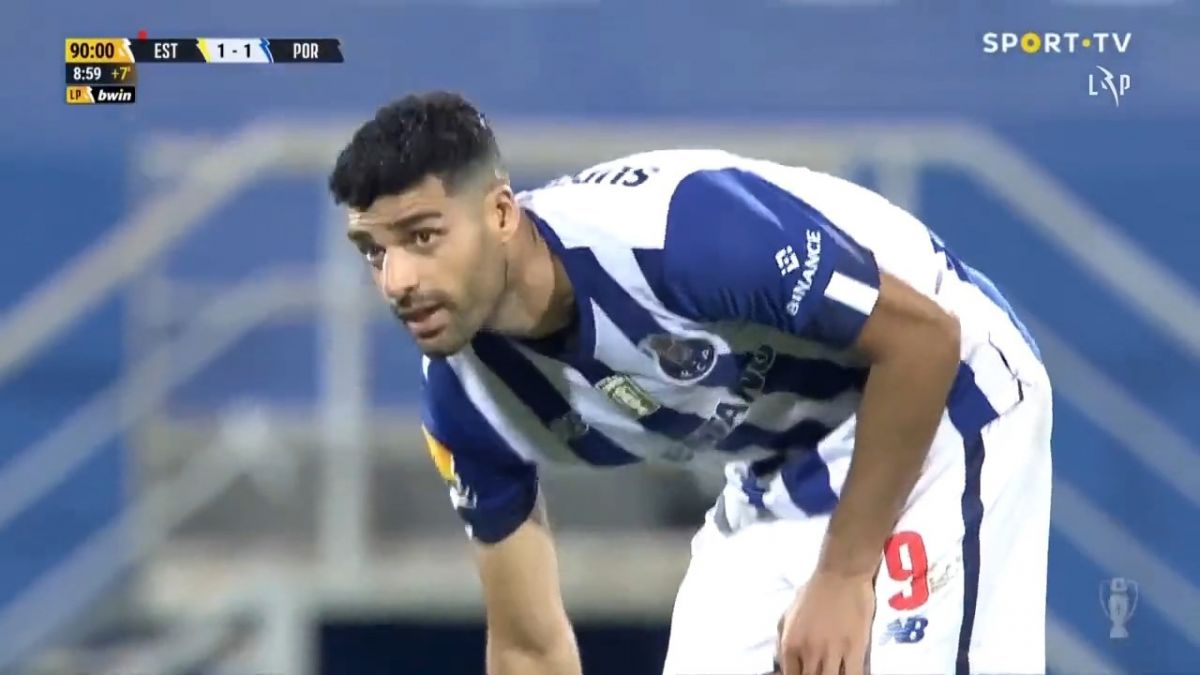 گل اول پورتو به استوریل پرایا (مهدی طارمی - پنالتی در دقیقه 99)