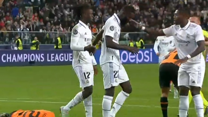 گل اول رئال مادرید به شاختار (رودیگر در دقیقه 95)