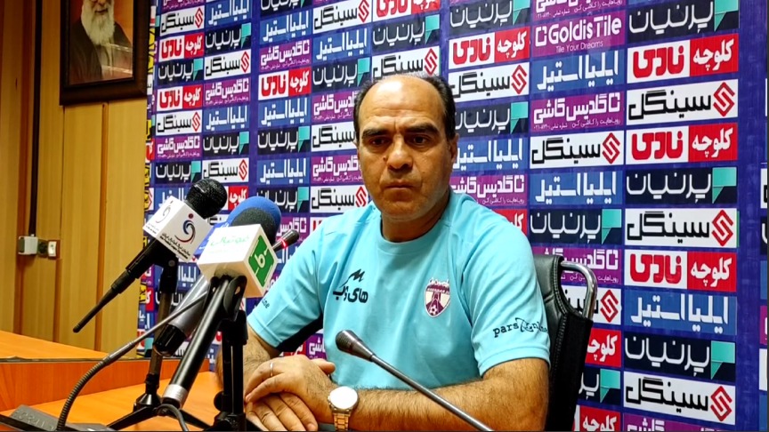 اختصاصی/ کنفرانس خبری مربی تیم هوادار پیش از دیدار با ملوان