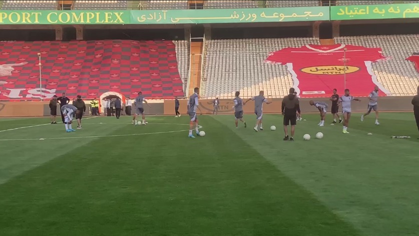 اختصاصی/ گرم کردن بازیکنان مس رفسنجان در آستانه بازی با پرسپولیس