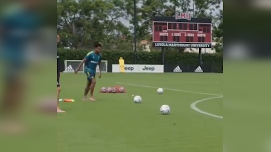 چالش تیر دروازه در تمرینات یوونتوس