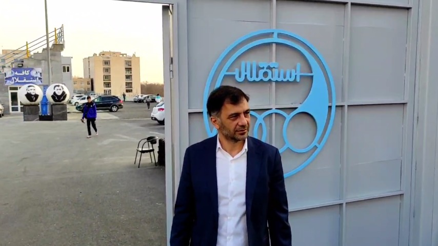 اختصاصی/ واکنش جالب حجت کریمی به درخواست یک هوادار مبنی بر اخراج بازیکنانی که از دید او، در این تیم، کمکاری میکنند