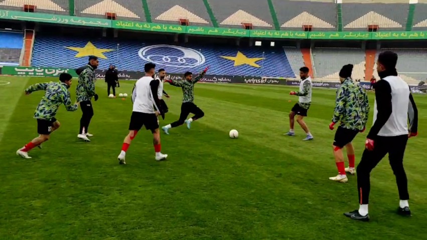 اختصاصی/ گرم کردن بازیکنان تراکتور قبل از بازی با استقلال