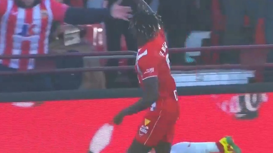 گل اول آلمریا به اتلتیکو مادرید (توره)