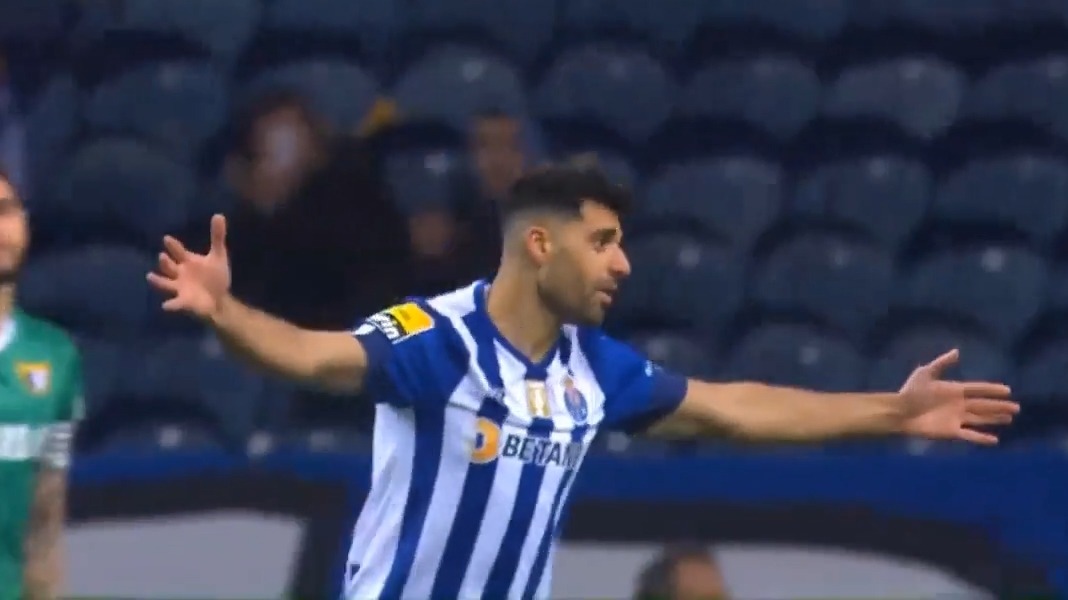 گل چهارم پورتو به فامالیسائو (ضربه سر دیدنی مهدی طارمی)