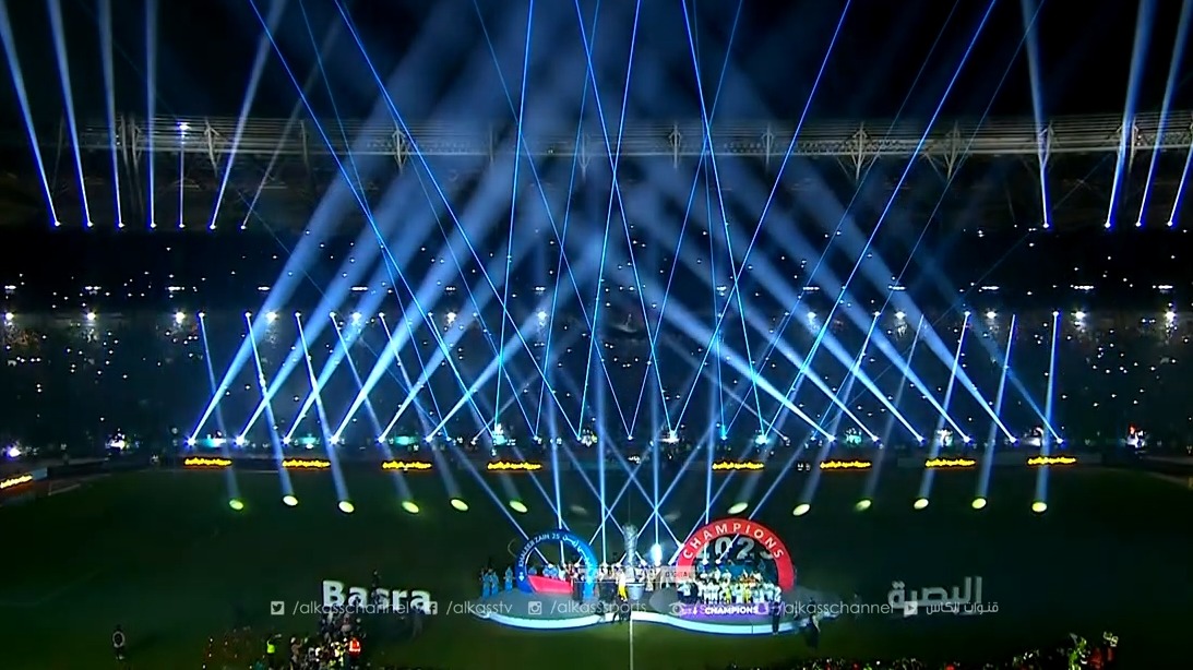 اهدای کاپ قهرمانی جام خلیج فارس به بازیکنان عراق