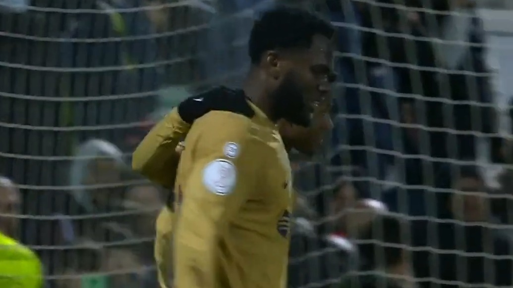 گل چهارم بارسلونا به سئوتا (کسیه)