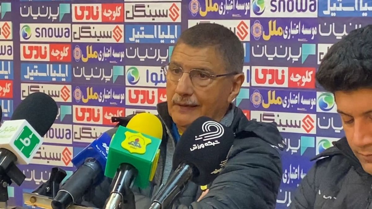 اختصاصی/ کنفرانس خبری تاوارس سرمربی صنعت نفت آبادان پس از تساوی مقابل فولاد