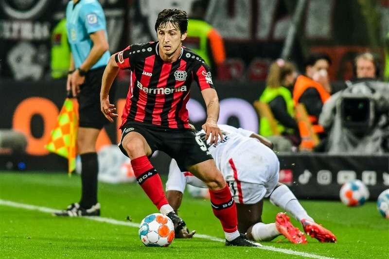 واکنش زنیت به خبرها درباره بازگشت آزمون به روسیه