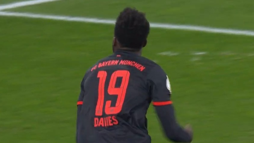 گل چهارم بایرن مونیخ به ماینتس (دیویس)