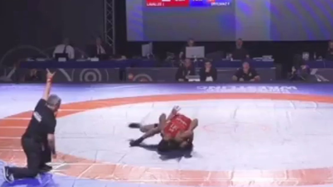 مسابقات کشتی بین المللی کرواسی/ کسب مدال طلا توسط رضا اطری با شکست حریف مغولستانی