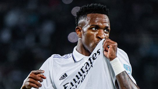 خلاصه بازی رئال مادرید ۵-۳ الهلال (فینال جام باشگاه های جهان)