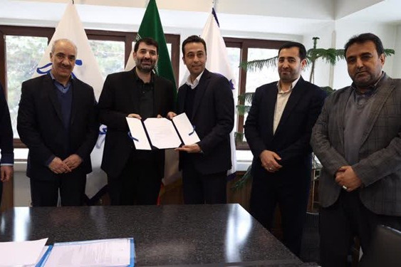 وزیر ورزش به برترین داور ایران حکم مدیرکلی داد